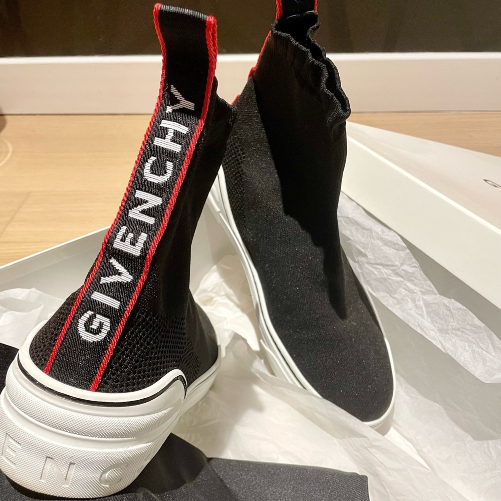 Givenchy Hight Top Sneaker